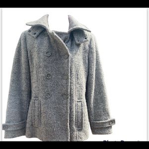 Calvin Klein gray wool hooded jacket size 6🔥